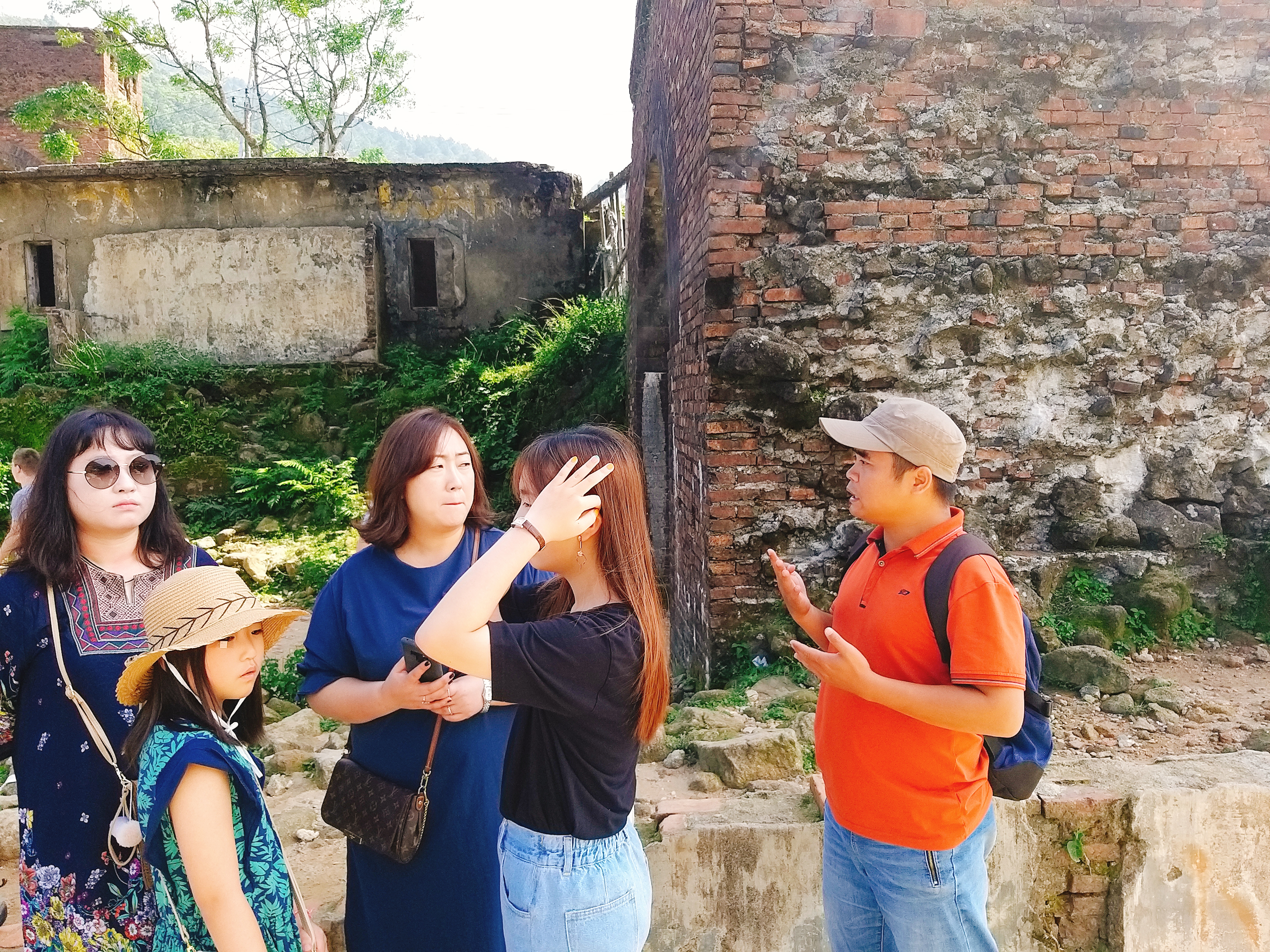 다낭 후에 왕궁 투어 (Hue Day Tour)