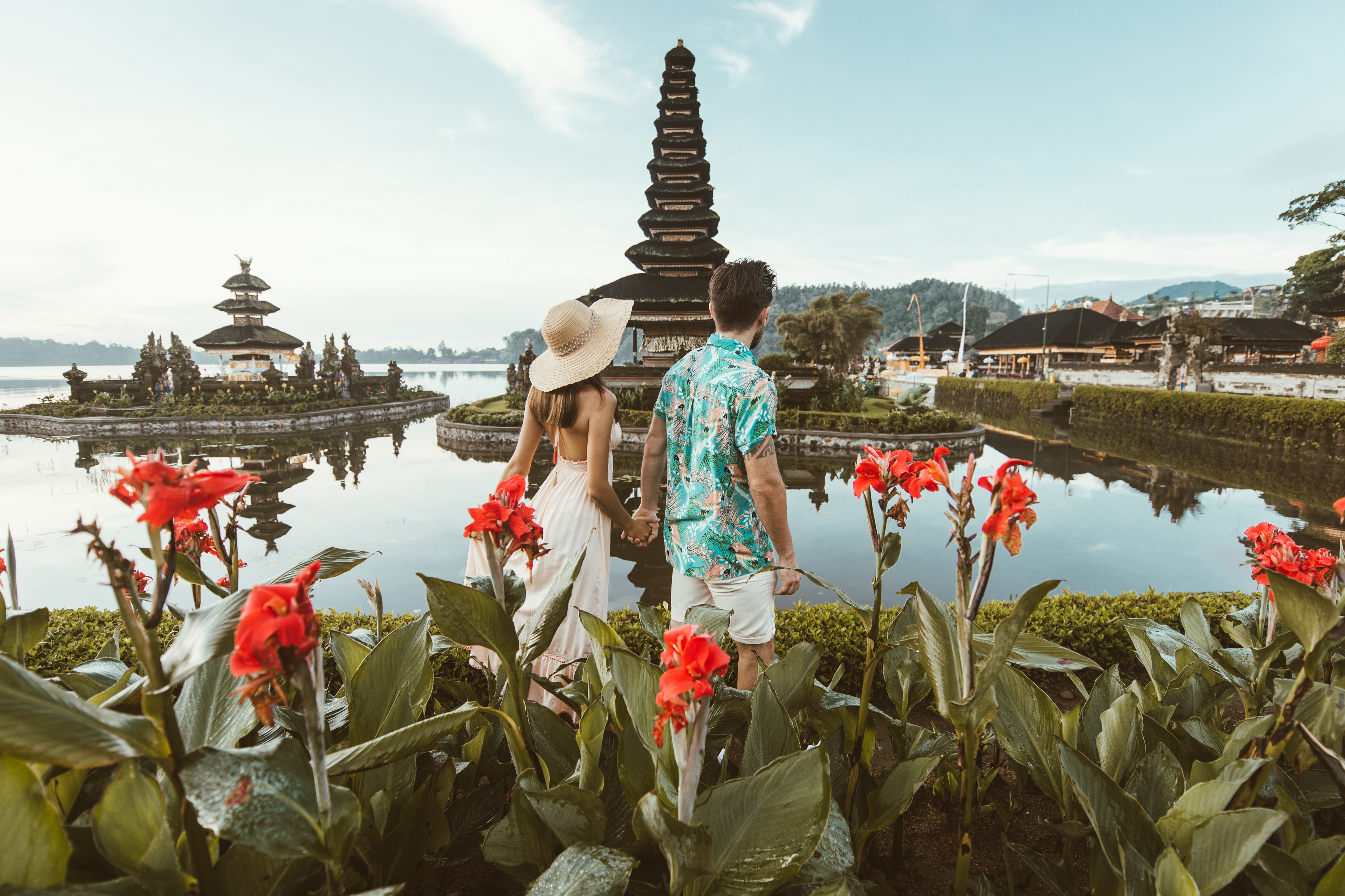young-couple-at-the-pura-ulun-danu-bratan-bali-2025-03-14-15-04-28-utc