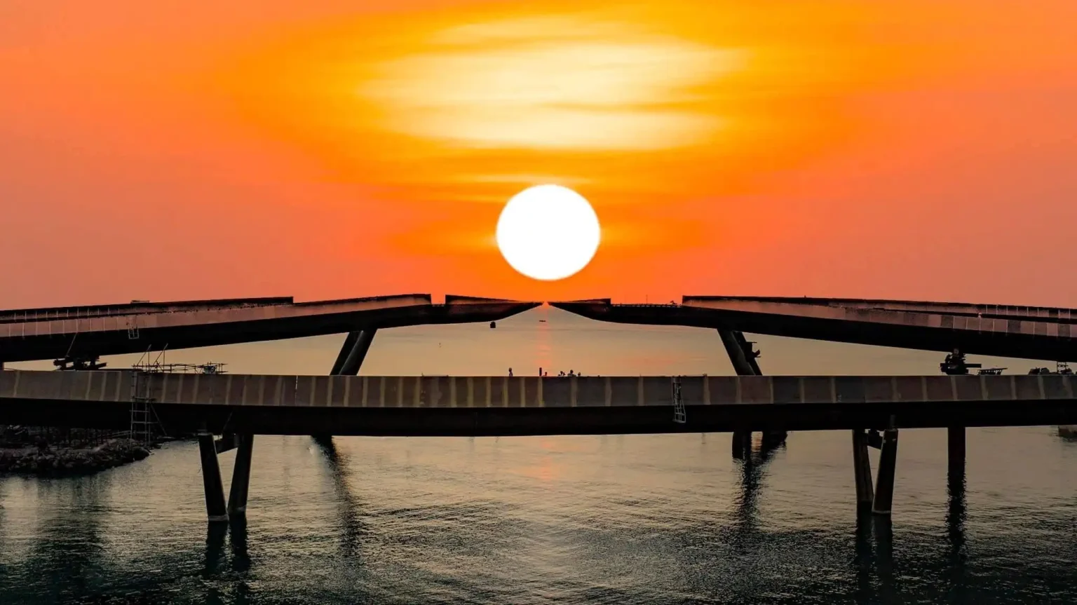 kiss-bridge-phu-quoc-21-1536x863