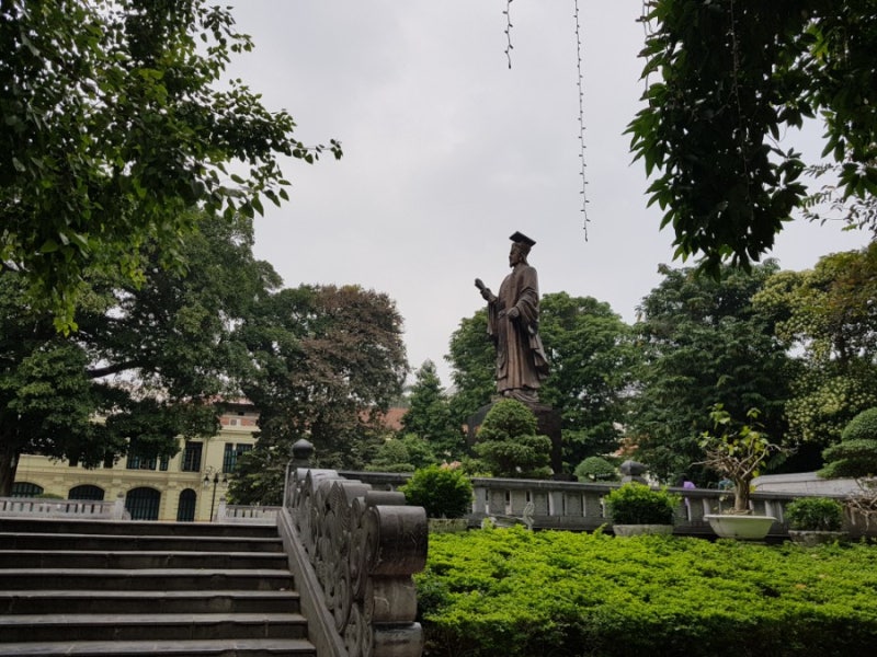 Con Cóc 정원